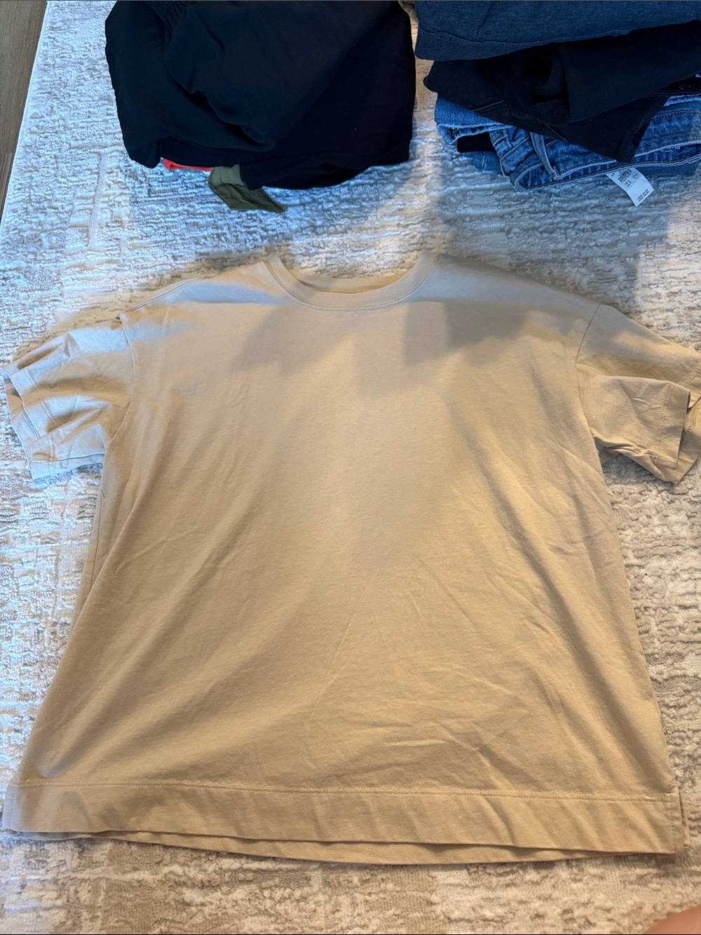Tan Tee